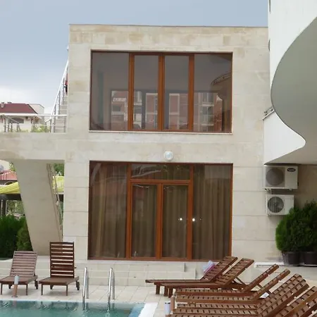Apartment Sahi *